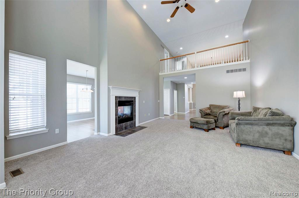 6083 Village Court, Clarkston, MI — Photo 14