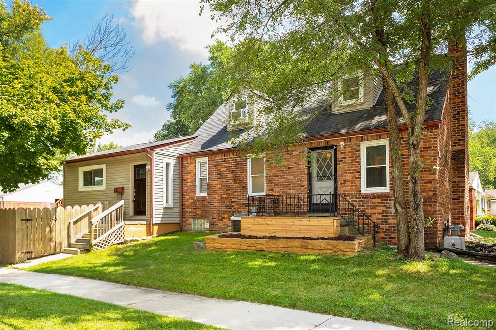 922 Butternut Avenue, Royal Oak, MI 48073 — front exterior