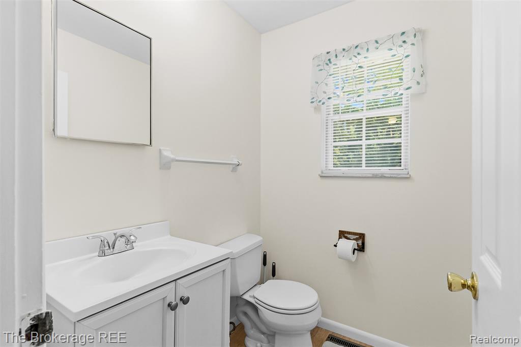 6509 Silver Lake Road, Linden, MI 48451 — Photo 23
