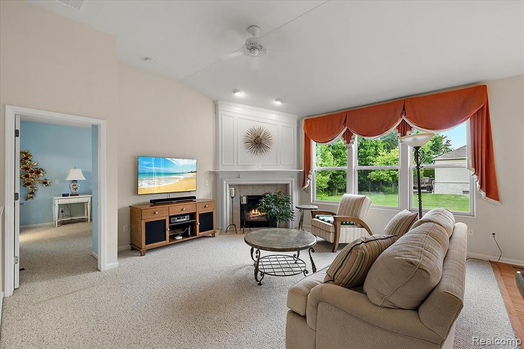 49676 Broadacre Drive, 63, Macomb, MI 48042 — Photo 6