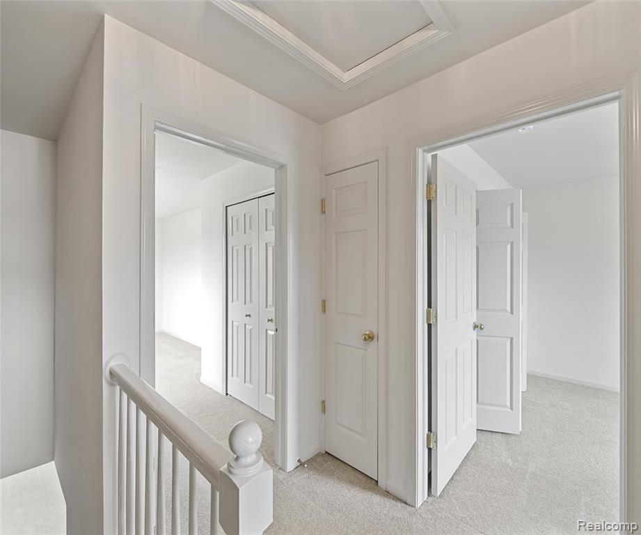 5864 Willow Ridge Drive, Ypsilanti, MI 48197 — Photo 37