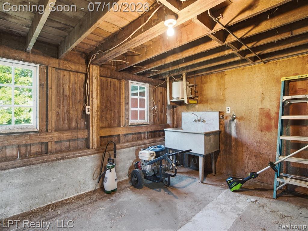 600 Fowlerville Road, Fowlerville, MI 48836 — Photo 18
