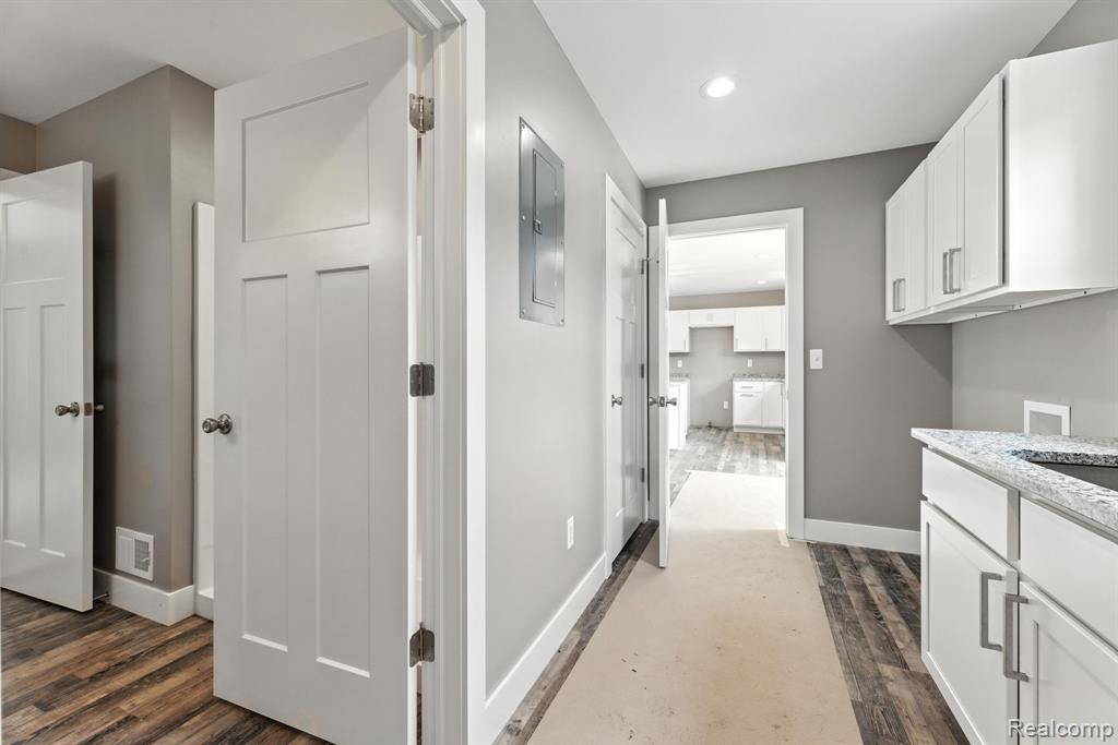108 N Lester Street, Capac, MI 48014 — Photo 13