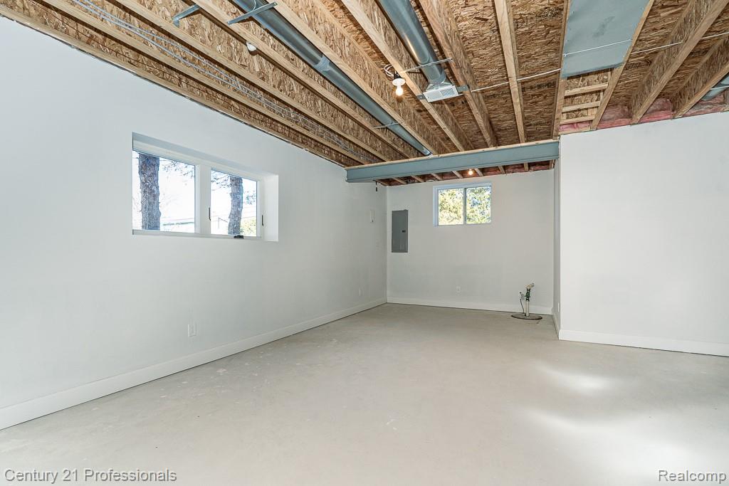 53242 Eastbourne Drive, Shelby Twp, MI 48316 — Photo 45