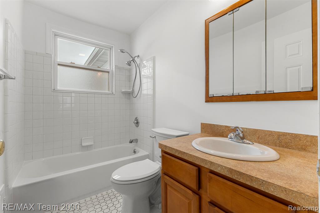 9624 Nathaline, Redford, MI 48239 — Photo 19