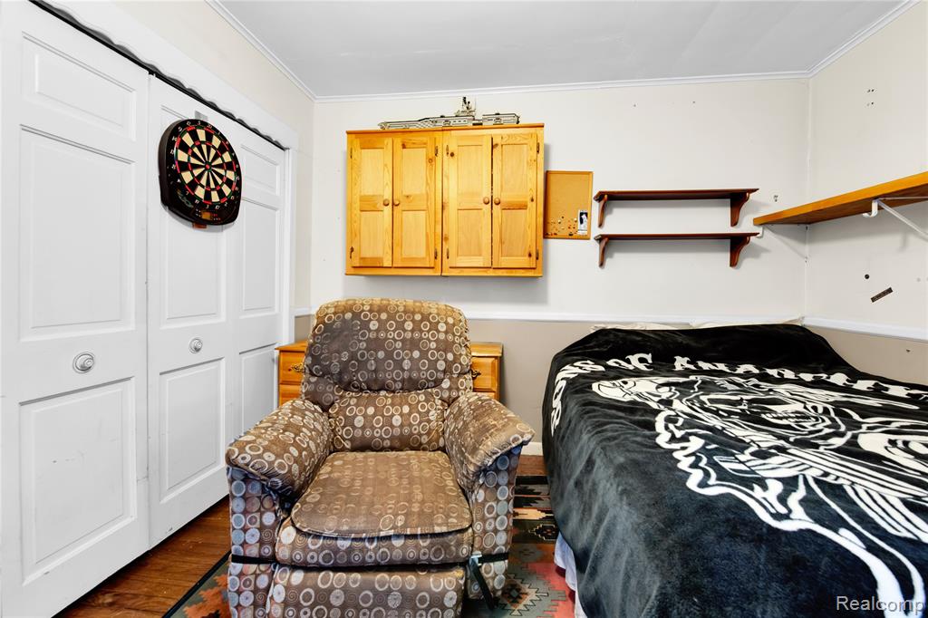 2952 PRYNNE Street, Keego Harbor, MI 48320 — Photo 9