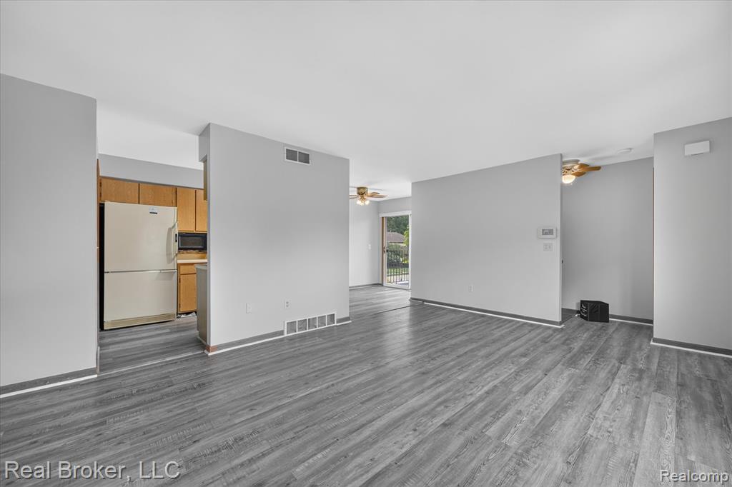 68457 Rosewood Lane, Richmond, MI 48062 — Photo 6