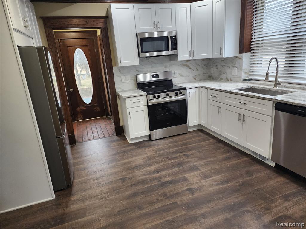 8164 Perry Road, Grand Blanc, MI 48439 — Photo 5
