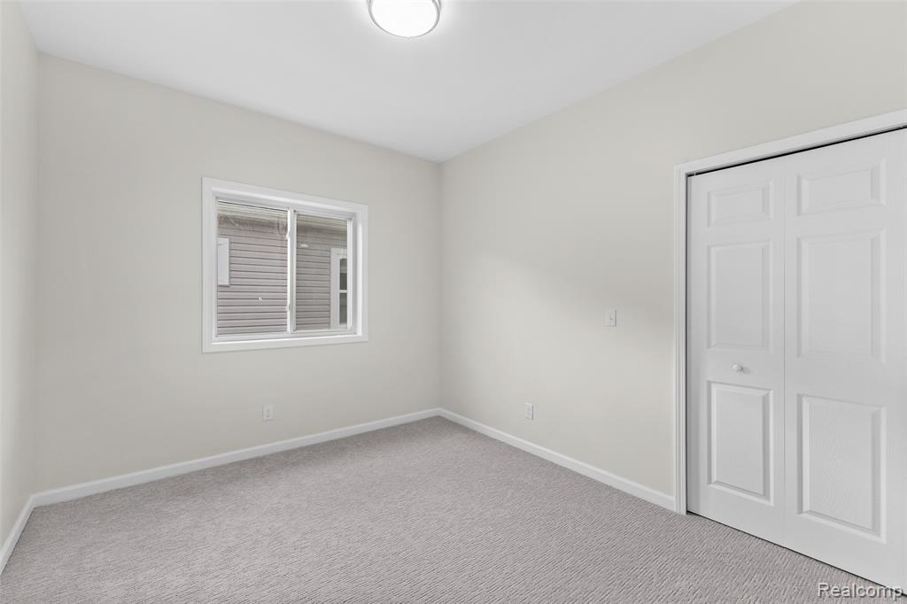 4845 Harding St, Dearborn Heights, MI 48125 — Photo 38