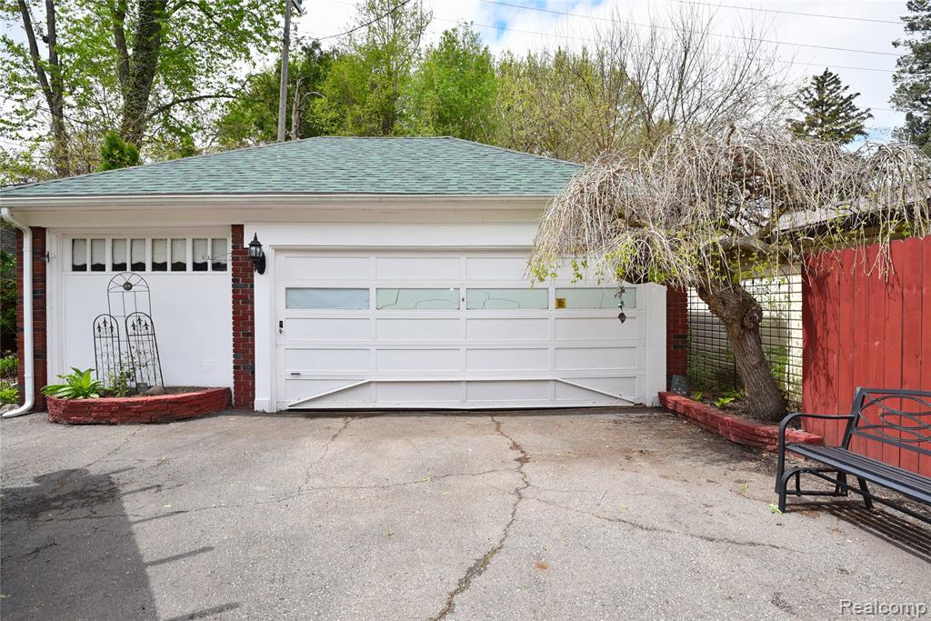 14127 Woodmont Avenue, Detroit, MI 48227 — Photo 45