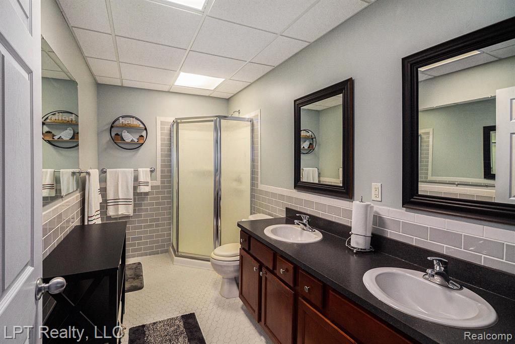 3172 Waldon Ridge Drive, Orion, MI — Photo 25