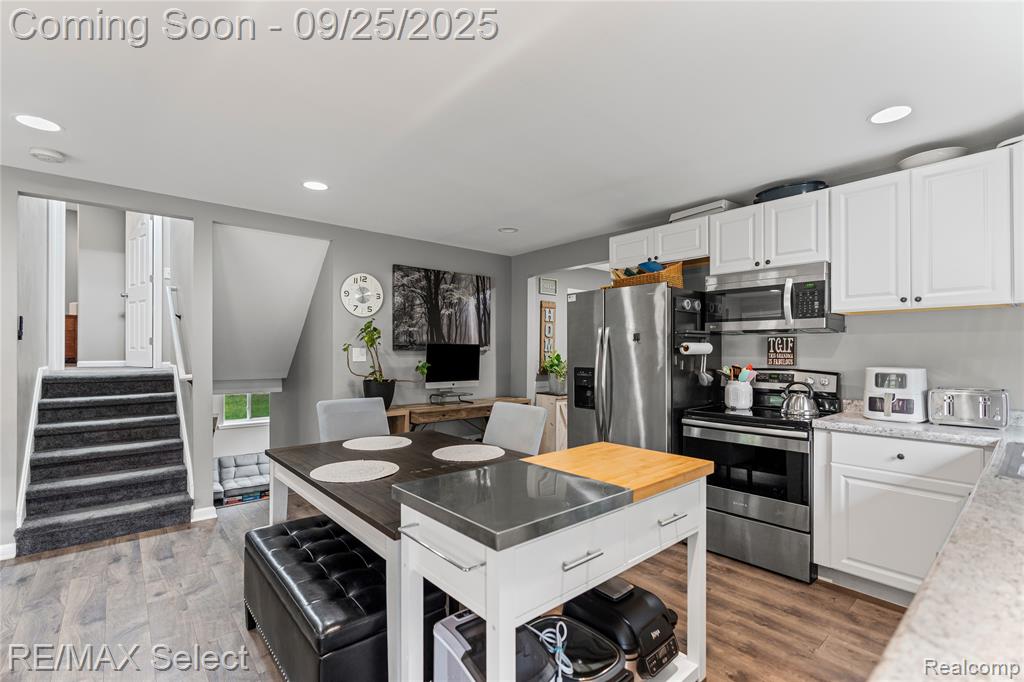 6237 E Atherton Road, Burton, MI 48519 — Photo 11