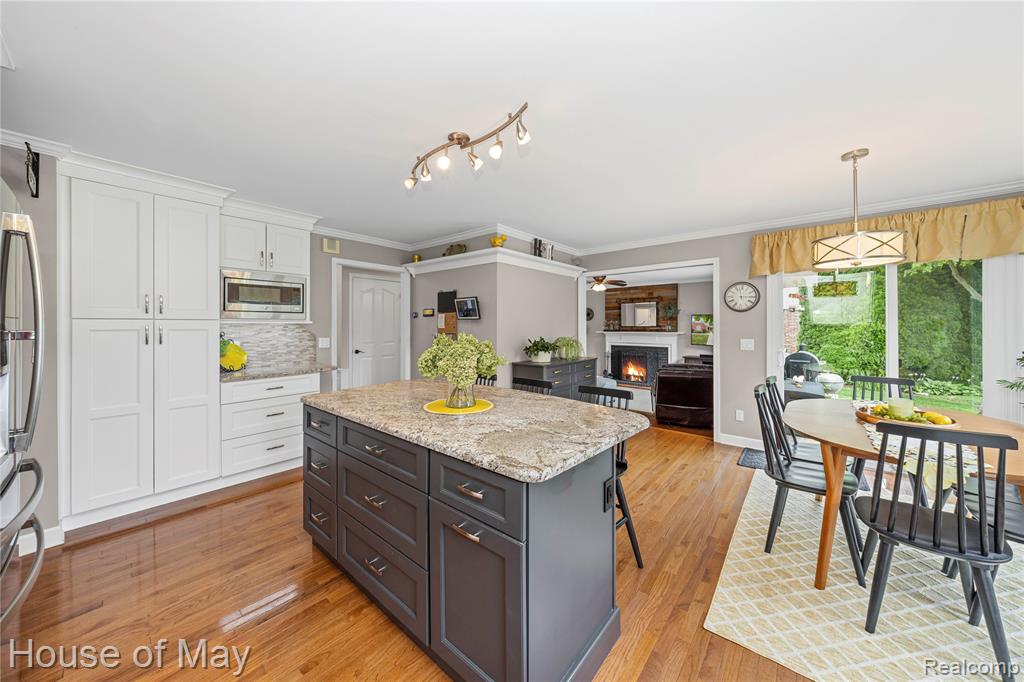 47793 Ten Point Drive, Canton, MI 48187 — Photo 6