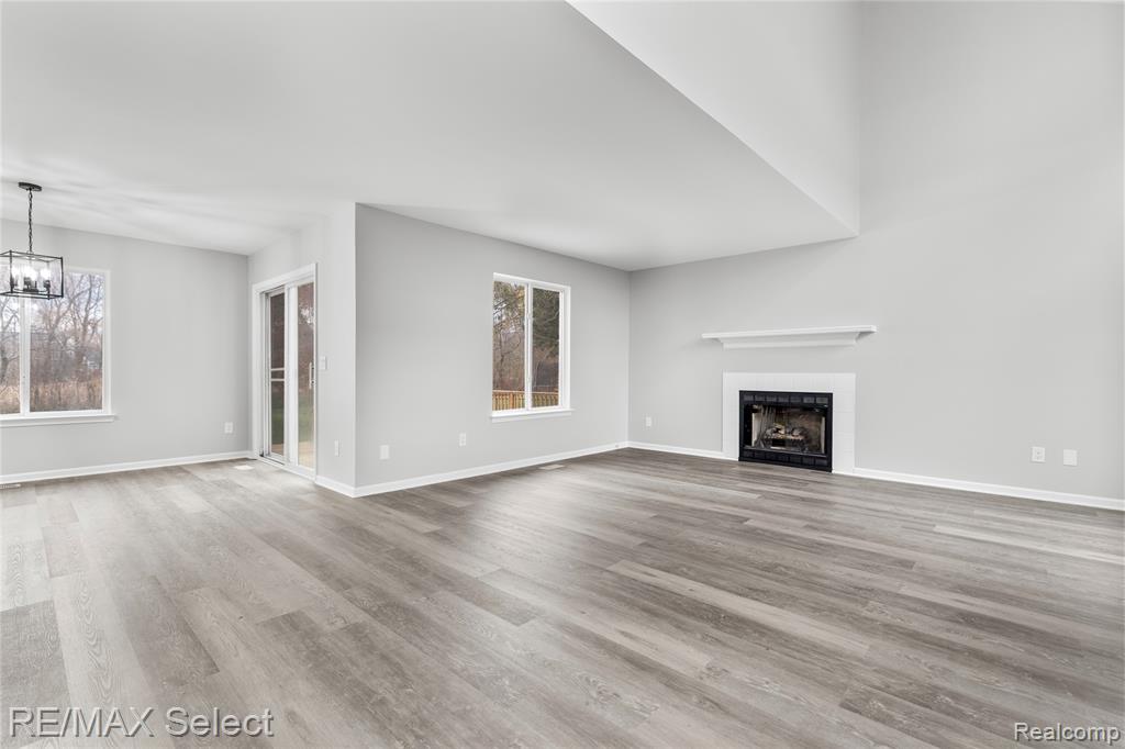 8455 Deer Field Drive, Davison, MI 48423 — Photo 4