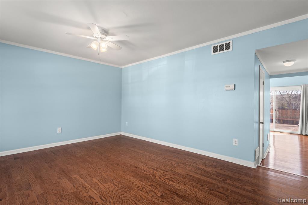 19708 DEARBORN Court, Northville, MI 48167 — Photo 11