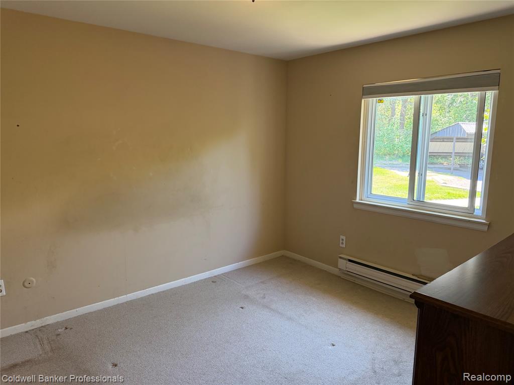 1830 Colonial Village Way, 1, Waterford, MI 48328 — Photo 7