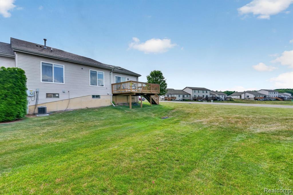 2011 Murray Street, Grand Blanc, MI 48439 — Photo 45