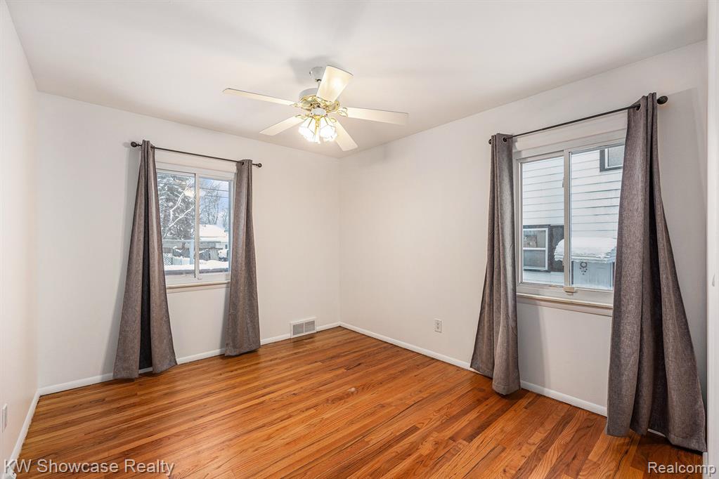 575 4th Avenue, Pontiac, MI 48340 — Photo 9