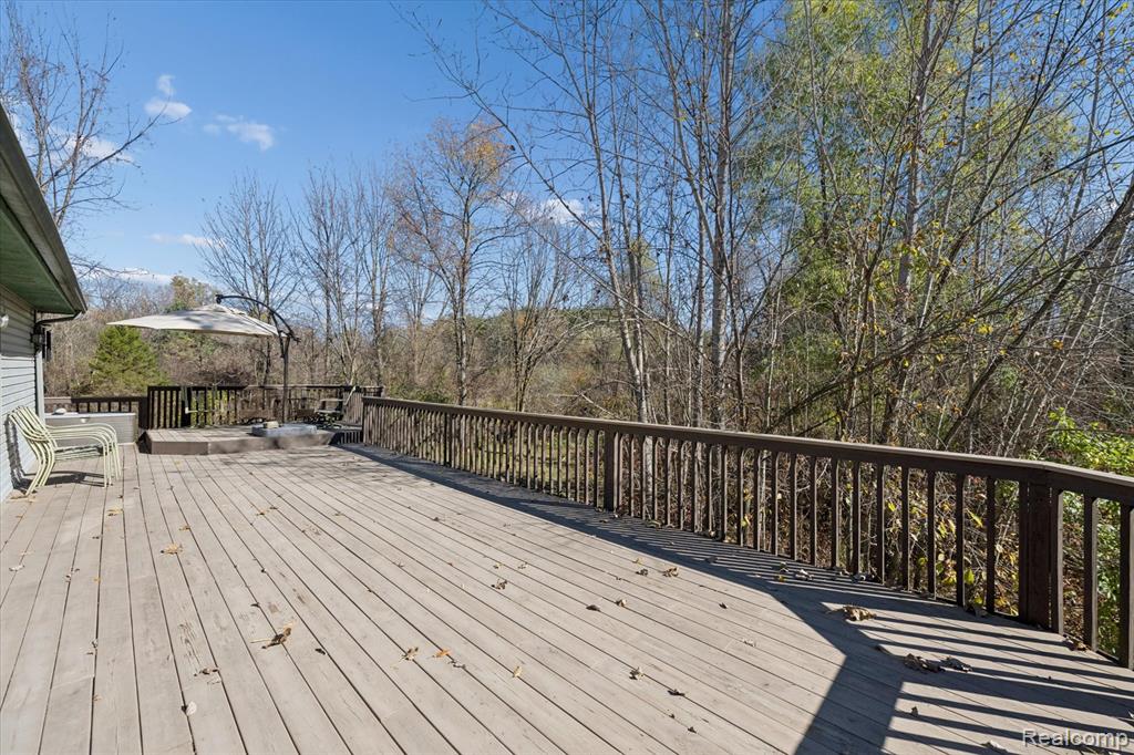 4842 Preston Road, Howell, MI 48855 — Photo 38