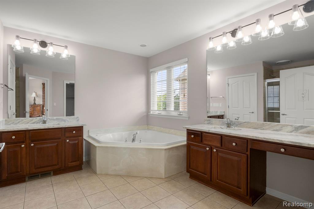 49137 FREESTONE Drive, Northville, MI 48168 — Photo 40