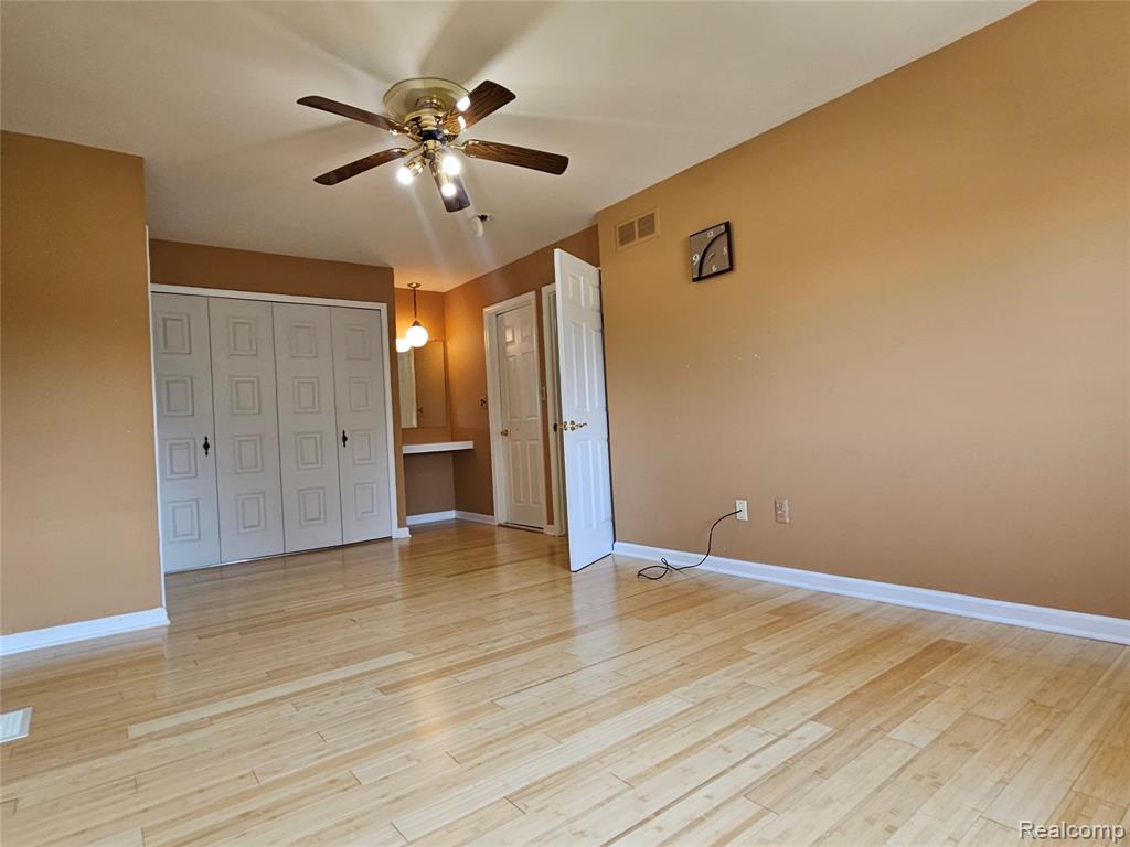 8596 Hampshire Drive, Sterling Heights, MI 48313 — Photo 11