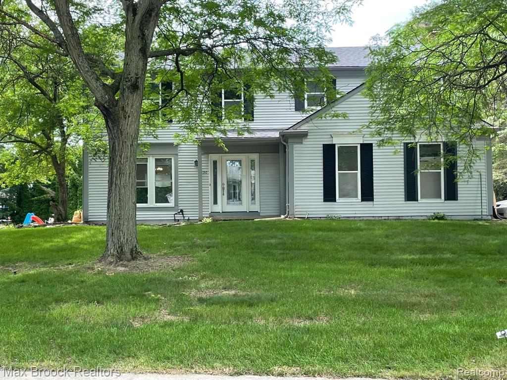5630 BEAUCHAMP, West Bloomfield, MI — front exterior
