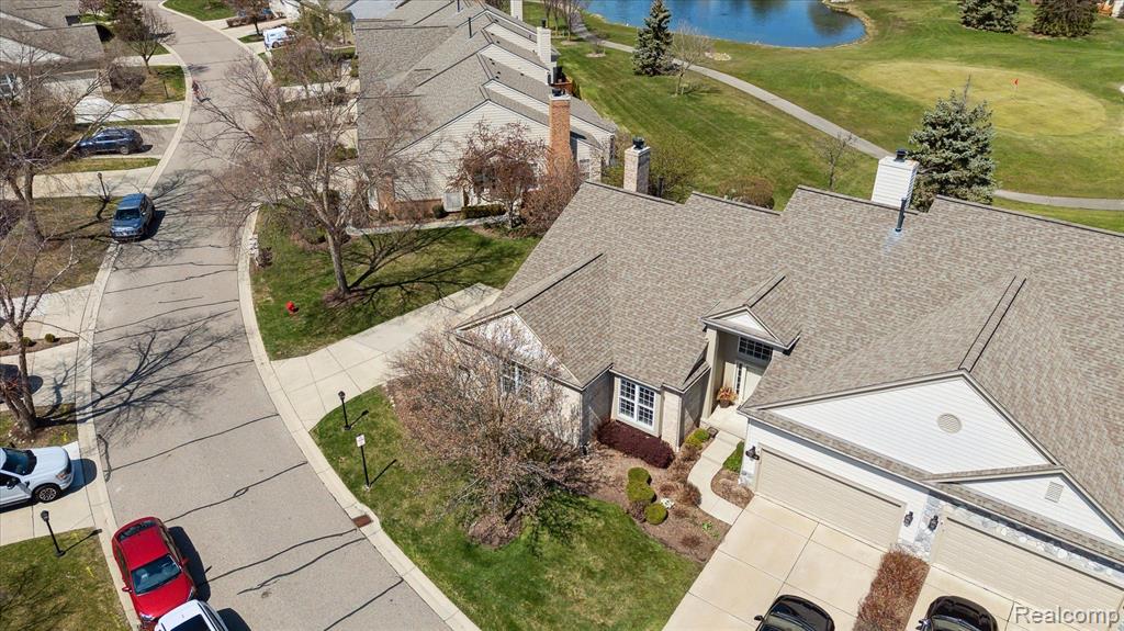 39472 EDGEWATER Drive, Northville, MI 48168 — Photo 49