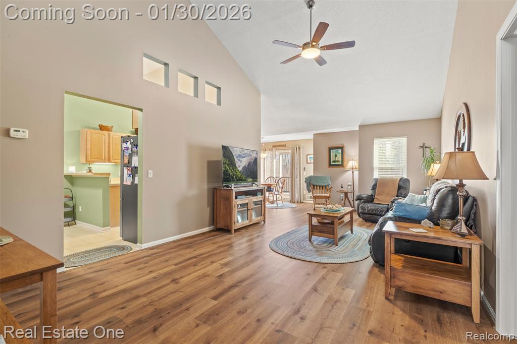 5481 Greenway Drive, 79, Trenton, MI 48183 — Photo 6