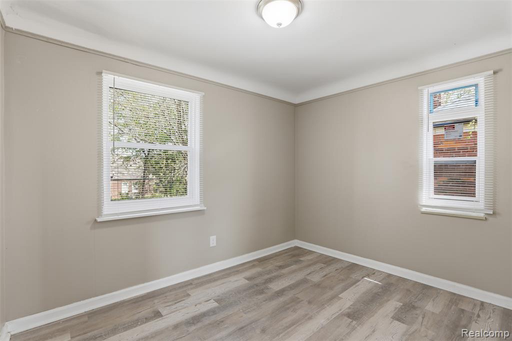 9236 Manistique Street, Detroit, MI 48224 — Photo 16