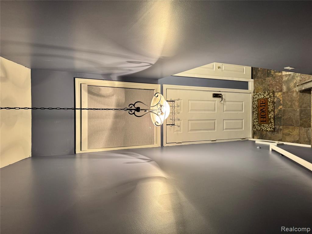 4165 Berkshire Drive, Sterling Heights, MI 48314 — Photo 26