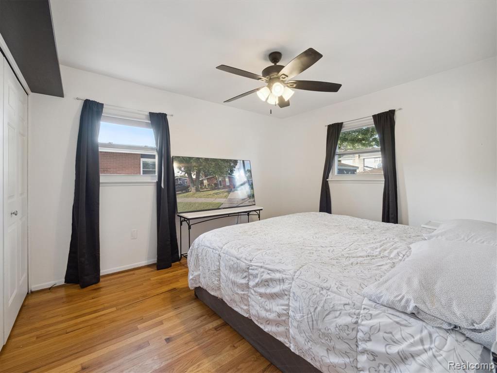 30083 Lisch Street, Gibraltar, MI — Photo 20
