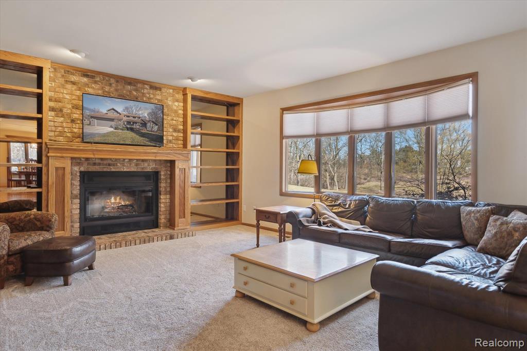 5836 DUTCH HILL Drive, Ann Arbor, MI 48105 — Photo 3