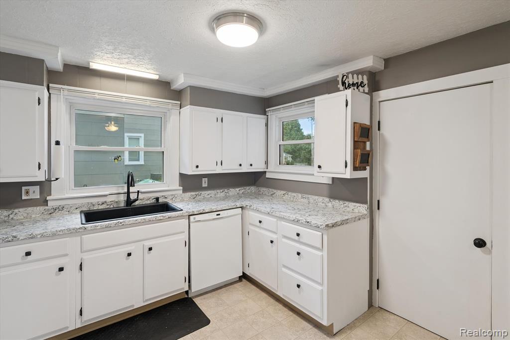 131 W South Street, Williamston, MI 48895 — Photo 11