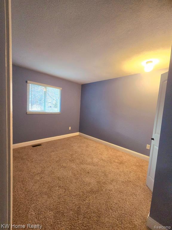 400 CLARENDON Street, Ann Arbor, MI 48103 — Photo 6