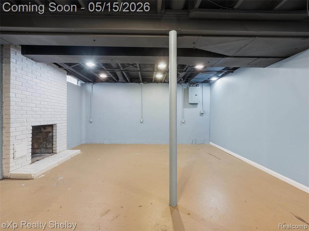 40753 Irval Drive, Sterling Heights, MI 48313 — Photo 25