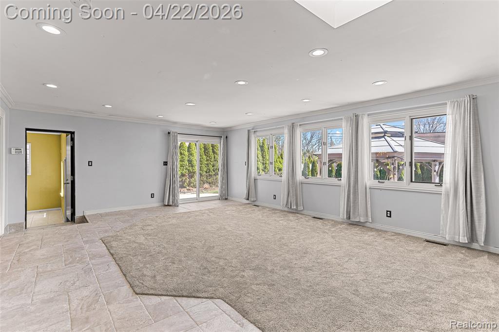 409 Crescent Drive, Dearborn, MI 48124 — Photo 21