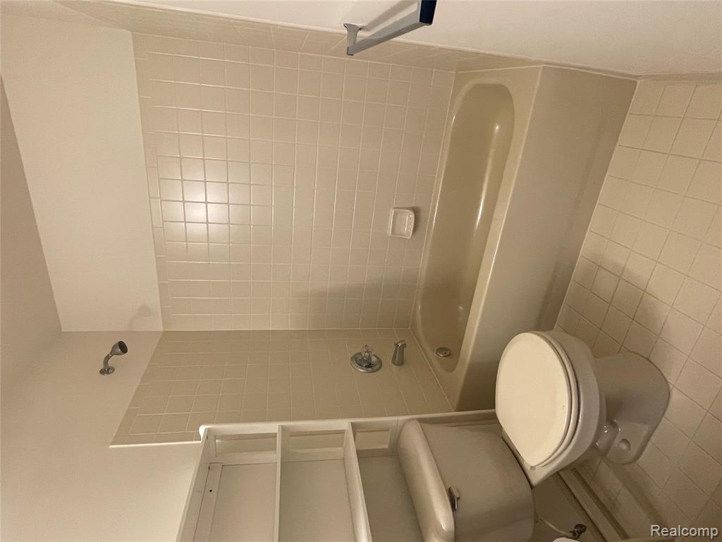 44272 Princeton Drive, 159, Clinton Twp, MI 48038 — Photo 35