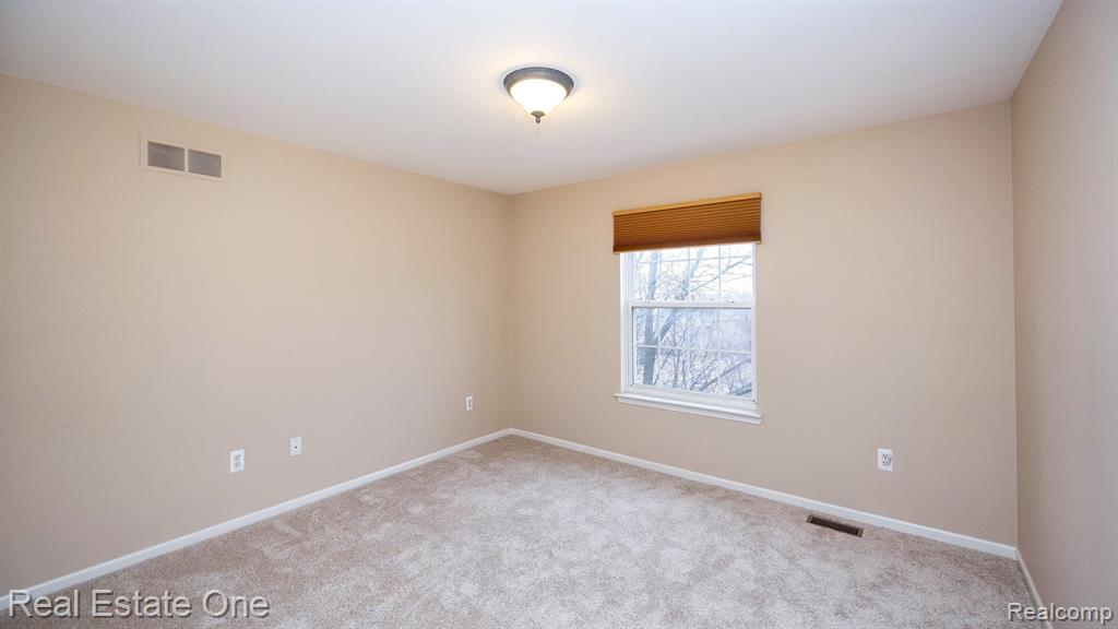 17041 ALGONQUIN Drive, Northville, MI 48168 — Photo 57