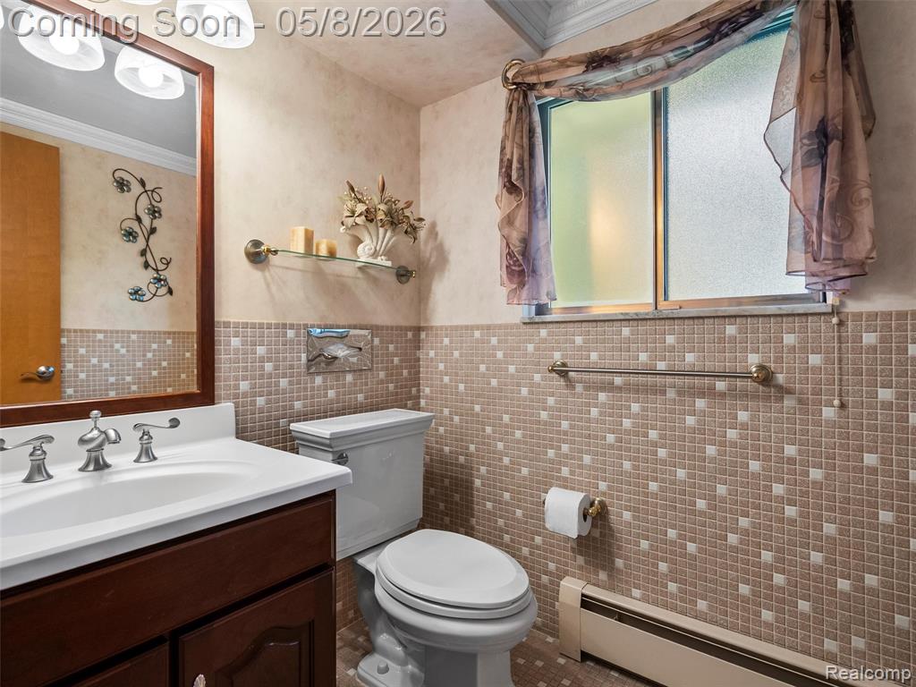 38523 Manchester Street, Clinton Twp, MI 48036 — Photo 31