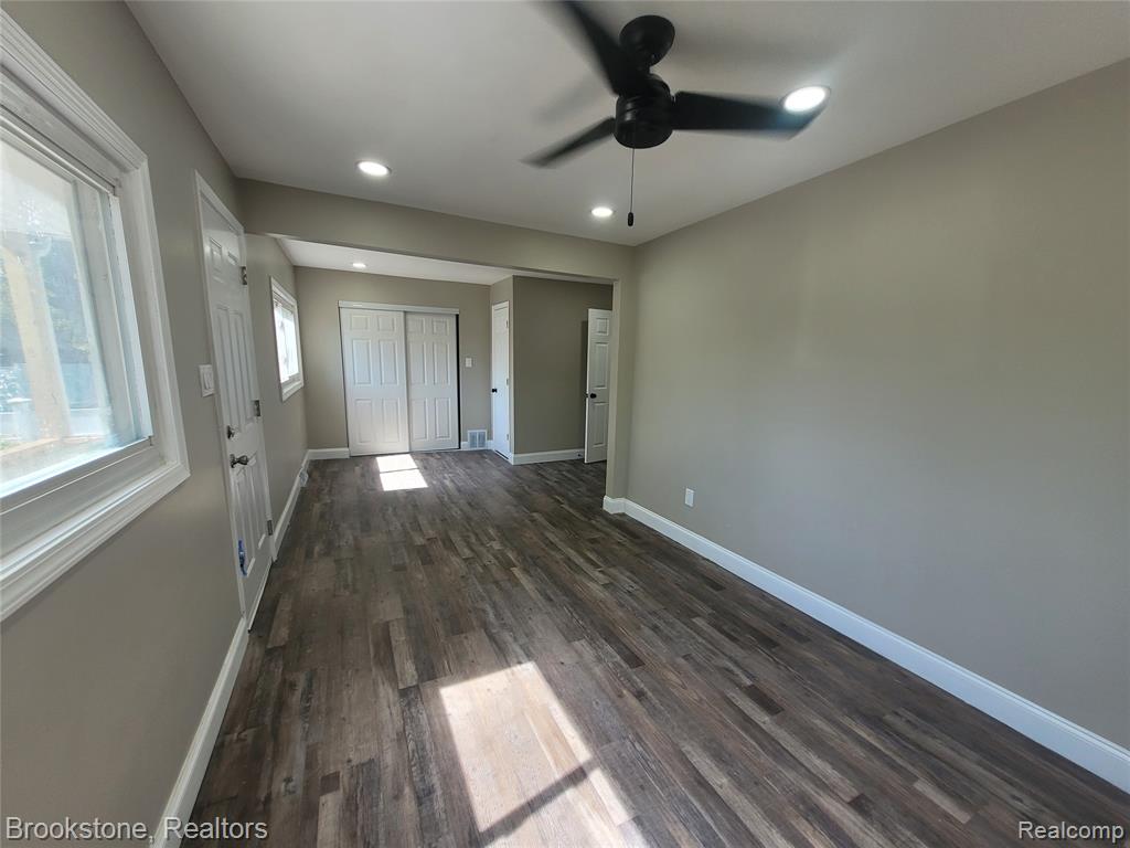 5911 Radnor Street, Detroit, MI 48224 — Photo 11