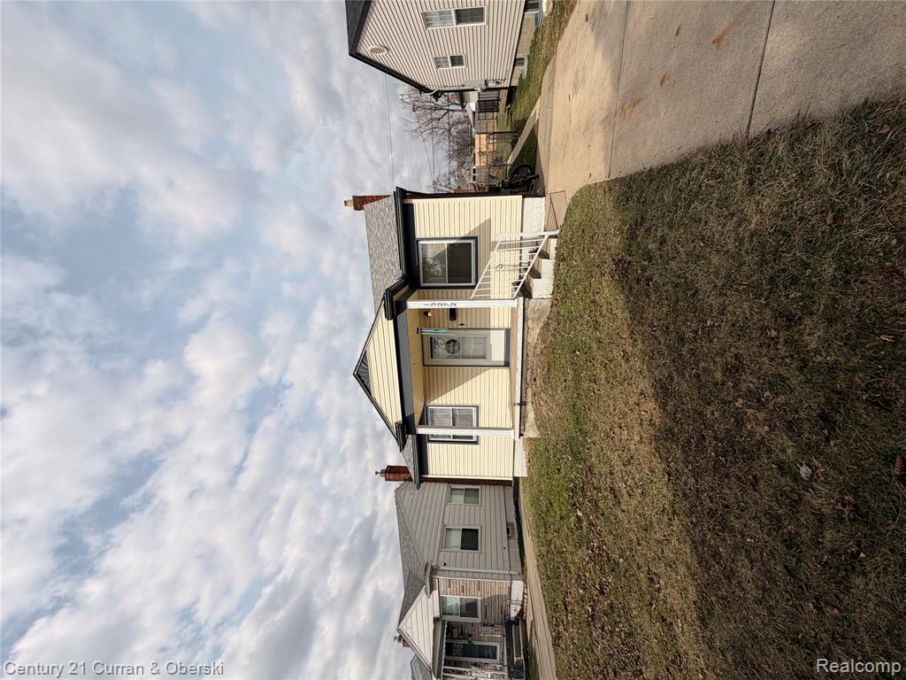 13272 Pullman Street, Southgate, MI 48195