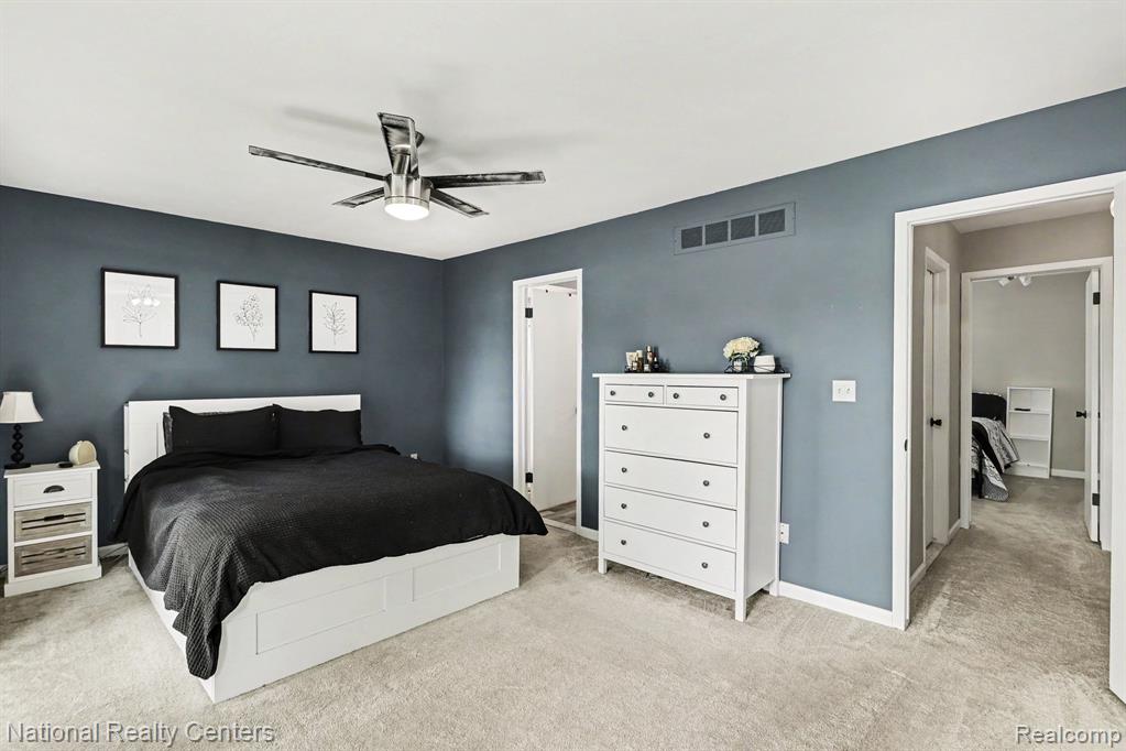 753 Oak Brook Ridge Drive, Rochester Hills, MI 48307 — Photo 11