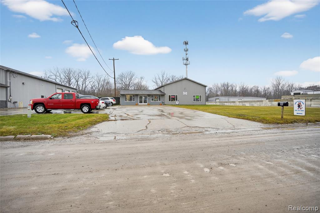 4057 Commerce Drive, Flushing, MI 48433 — Photo 3