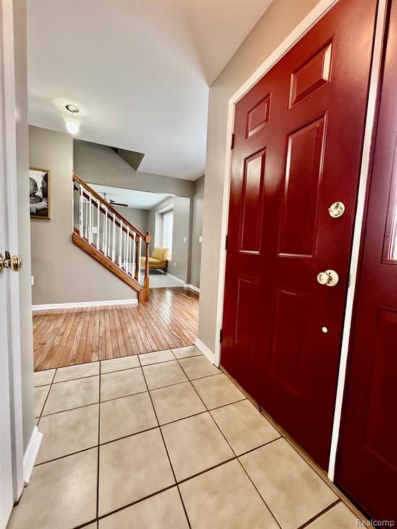 555 Colorado Avenue, Marysville, MI 48040 — Photo 2
