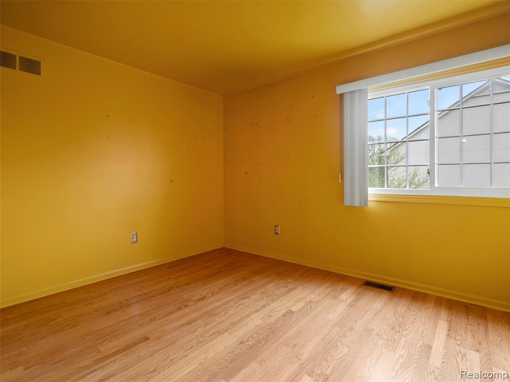 7359 Water Oaks, West Bloomfield, MI 48324 — Photo 25