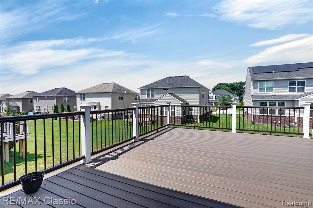 29949 Macintosh Lane, New Hudson, MI 48165 — Photo 31