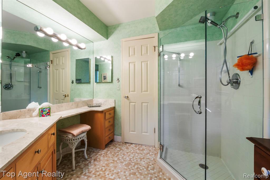 1200 Trailwood Path, Bloomfield Hills, MI 48301 — Photo 31