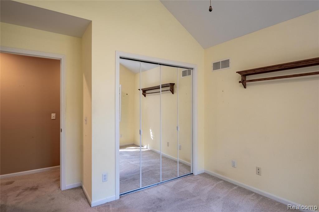 11410 Tall Shadows Court, Pinckney, MI 48169 — Photo 25