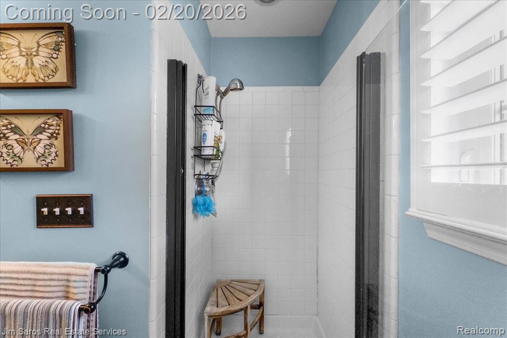 7 Canfield Circle, Dearborn Heights, MI 48127 — Photo 16
