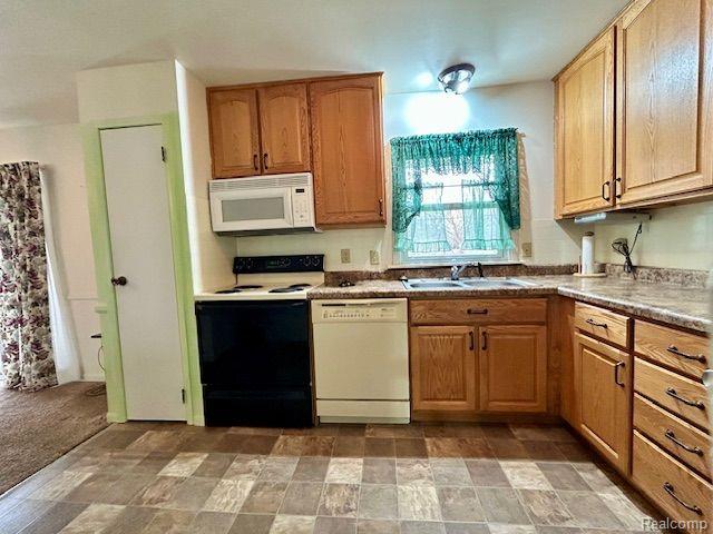 4453 Sunnymead Avenue, Burton, MI 48519 — Photo 6